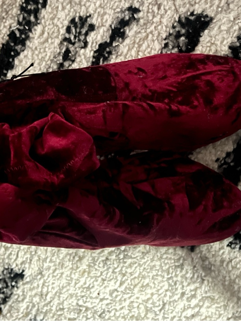 Express Women's Velvet Bow Flats in Wine
